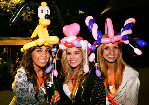 Balloon Twister for hire in Colorado Springs, Balloon Twister for hire in Denver, CO